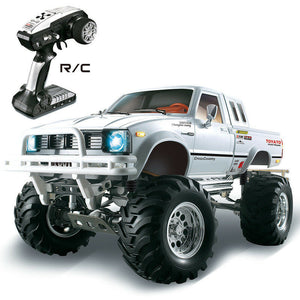 FLMLF 1/10 2.4G 4WD Pickup Truck Mountain Pig Climbing vehicle Remote Control